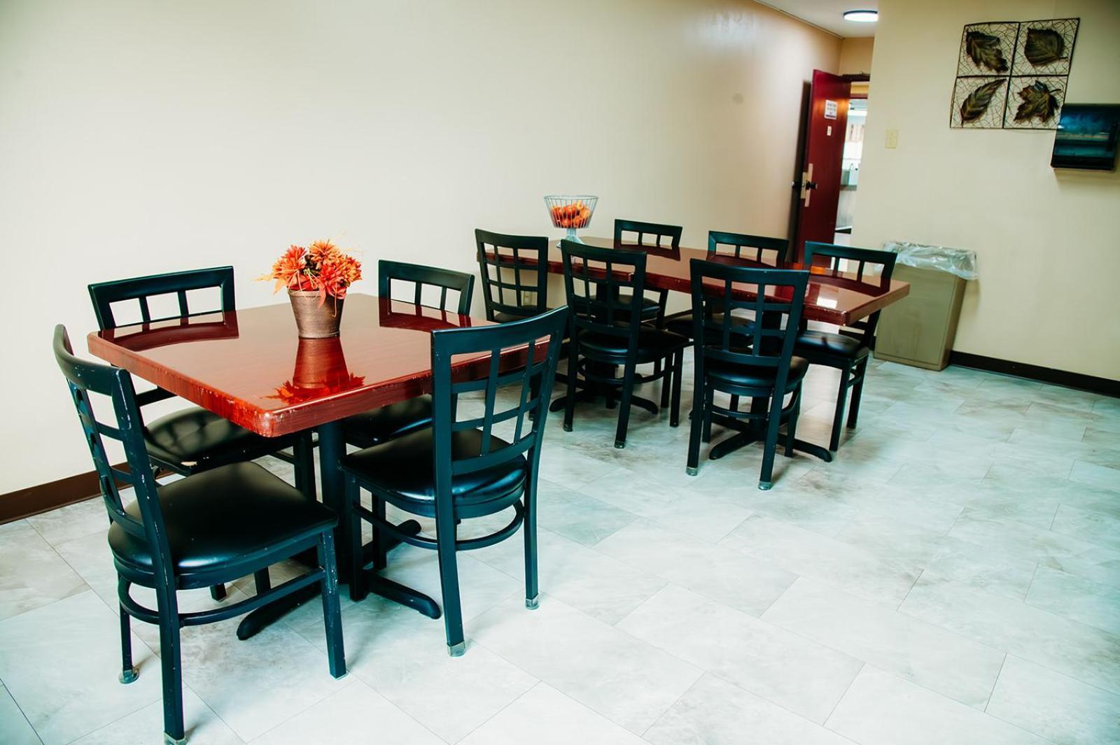 Country Garden & Suites Benton Esterno foto